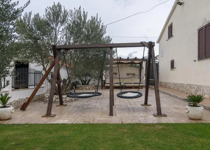 Ive Winter Villa Podumci